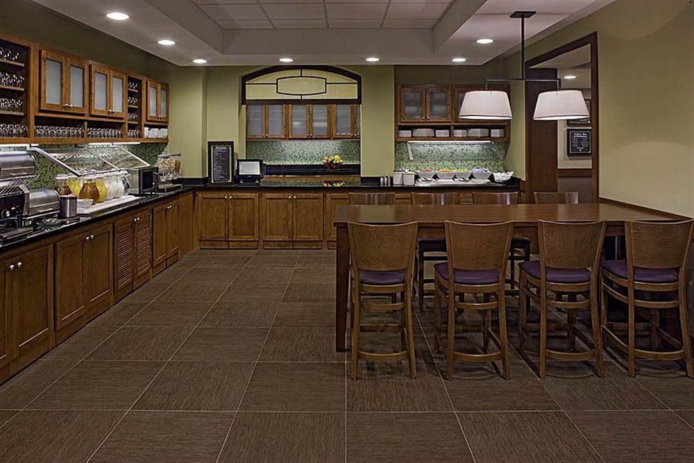 Hyatt Place Denver Airport Аурора Ресторант снимка