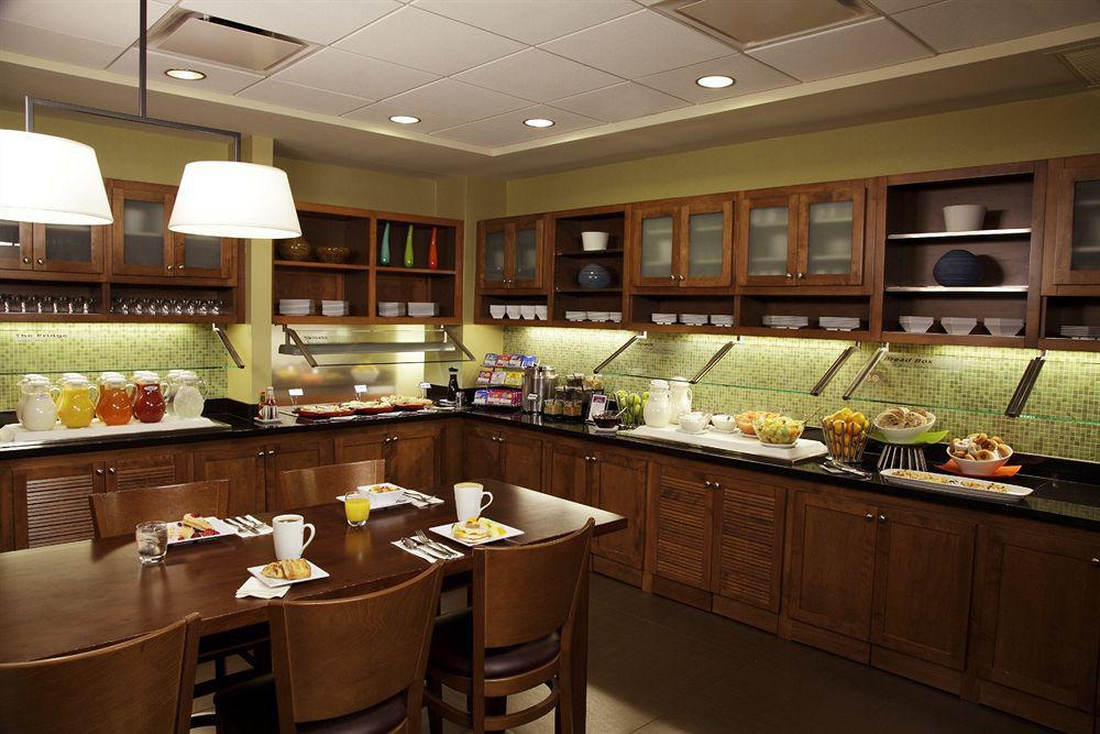 Hyatt Place Denver Airport Аурора Екстериор снимка